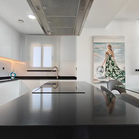 Sunset Waves Elegant Apartment
