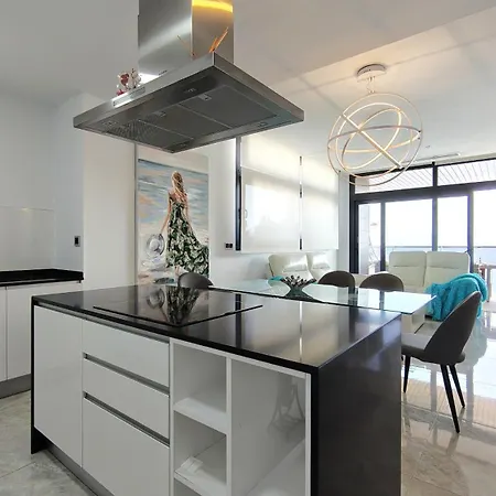 Sunset Waves Elegant Apartment *